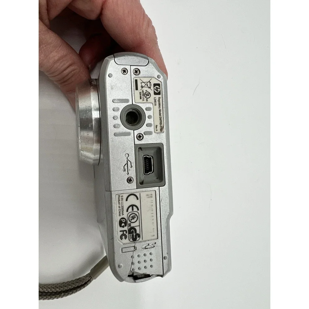 Lot Of 2 HP PhotoSmart M547 6.2MP Digital Cameras For Parts